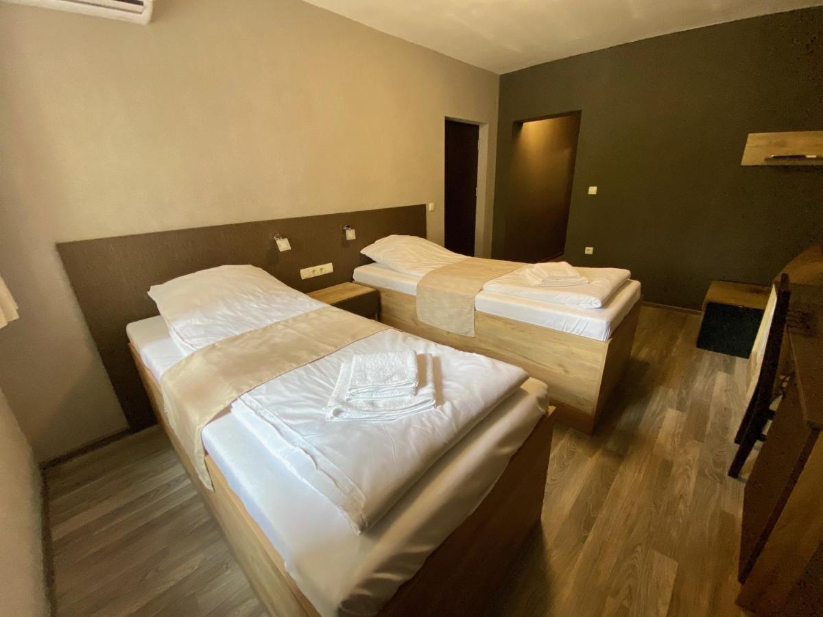 Tryavna Lake Hotel & Spa Exterior foto