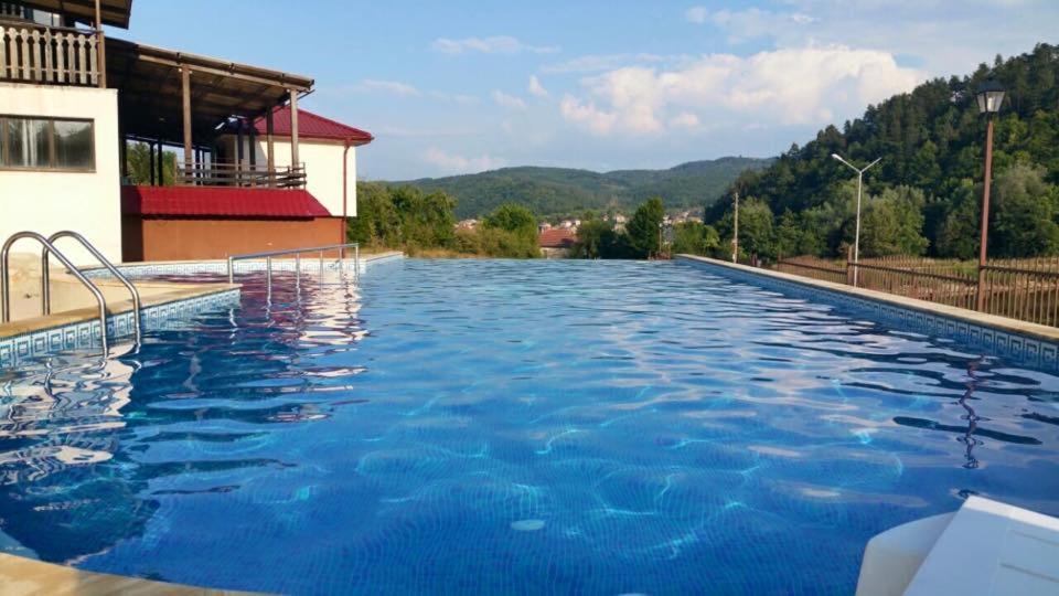 Tryavna Lake Hotel & Spa Exterior foto