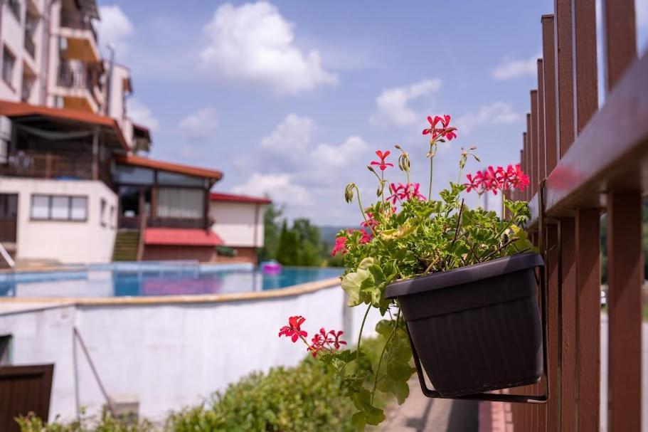 Tryavna Lake Hotel & Spa Exterior foto