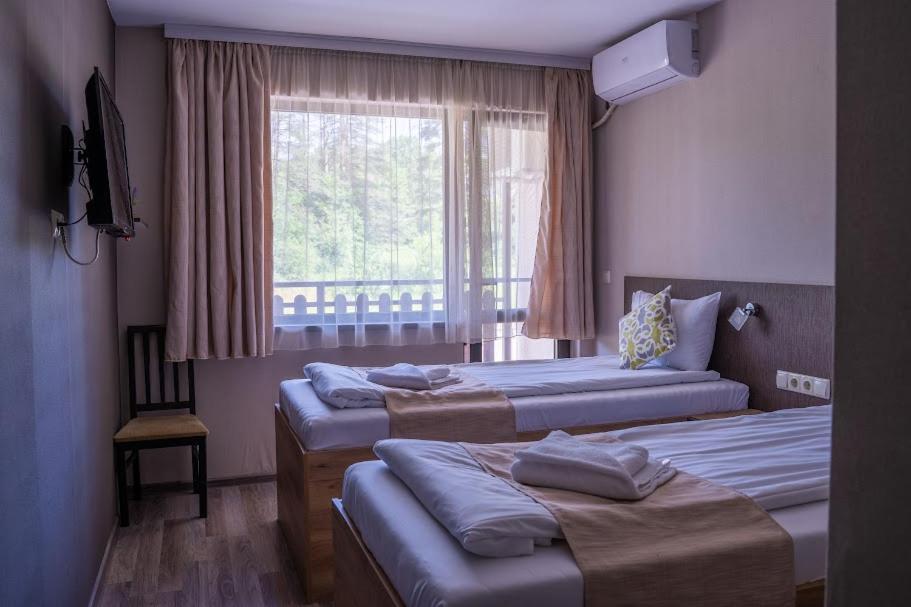 Tryavna Lake Hotel & Spa Exterior foto